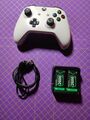 Microsoft Xbox Wireless Controller - Robot White Inkl. 2 Akkus Plus Ladestation