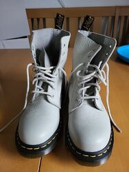 Dr. Martens Boots, Gr. 38, Neu