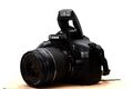 Canon EOS 550D 18 MP FULL HD DSLR mit Canon EF 28-80mm II Objektiv und Zub