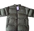 Nike Winter Jacke Neu (Jordan Essentials) Größe M Farbe Grün