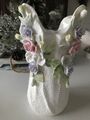 Blumen Vase mit Porzellan Blumen Gebr