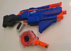 Nerf N-Strike Infinius elektrisch im Originalkarton + 30 Darts