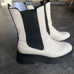 Tamaris Chelsea Boots Stiefelette Gr. 40, weiss , Top