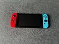 Nintendo Switch 2022 Edition 32GB Spielkonsole - Neon-Rot/Neon-Blau (10010738)