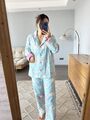 Geschenk für Sie luxuriöser Damen Pyjama aus gebürsteter Baumwolle mit eleganten Blumenmotiven