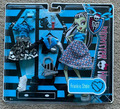 Neu in versiegelter Verpackung Monster High Frankie Stein Puppe Outfit Set, sehr selten 2012