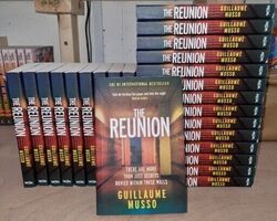 Restposten x24 Das Reunion-Buch von Guillaume Musso - wie neu