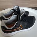 Nike Sneaker Mädchen Gr 34