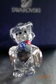 SWAROVSKI Figurine Kris Bär Bear Länderbär Countrybear Johnny USA 883413