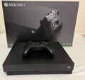 XBOX ONE X 1TB  2 Controller + Spiele und Filme in OVP