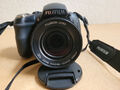 Fujifilm Finepix HS10  10 Megapixel, 30-fach opt.Zoom, 7,6 cm Display