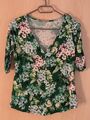 Orsay Damen T-Shirt / Bluse, Kurzarm, Grün mit Blumenmuster, Gr. XS