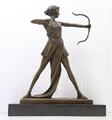 Art Deco Bronze der Jägerin Diana - signiert - massiver Marmorsockel - 36 cm hoch