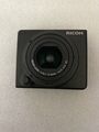 Ricoh GXR 24-72/2,5-4,4 Lens S10 VC // 23393,2