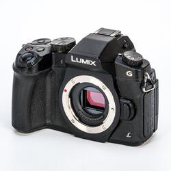 Panasonic G81 Body schwarz Dual IS ca. 37.000 Ausl. Kamera