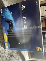 Sony PlayStation 4 Pro 1TB Heimkonsole - Schwarz