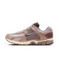 Nike Zoom Vomero 5 Herrenschuh - Braun