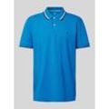 Regular Fit Poloshirt mit Kontraststreifen