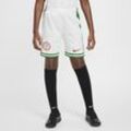 Nigeria 2024 Stadium Home Nike Dri-FIT Replica-Fußballshorts für ältere Kinder - Weiß