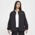 Nike Sportswear Essential Oversize-UV-Coaches-Jacke aus gewebtem Material (Damen) - Schwarz
