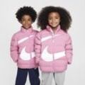 Nike Wrapped Swoosh Puffer-Jacke mit Prägung (jüngere Kinder) - Pink