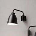 FRITZ HANSEN Caravaggio Wandlampe, schwarz