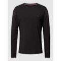 Slim Fit Longsleeve mit Label-Stitching