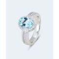 Ring mit Aquamarin in Santa Maria Farbe & Brillanten