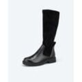 Stiefel im Materialmix