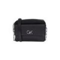 Umhängetasche CALVIN KLEIN "CK CAMERA BAG W/POCKET", Damen, Gr. B/H/T: 21cm x 15cm x 6cm, schwarz, Polyester, Lederimitat, Taschen, Abendtasche, Schulterriemen Gliederkette, Schultertasche mit CK-Logo