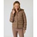 Steppjacke mit Schmuckkette