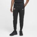 Nike Tech Fleece x Central Cee Jogger (Herren) - Schwarz