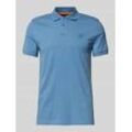 Slim Fit Poloshirt mit Label-Badge Modell 'Passenger'