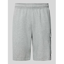 Sweatshorts mit Label-Stitching