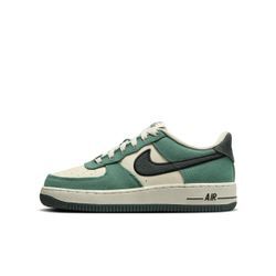 Nike Air Force 1 LV8 Schuh (ältere Kinder) - Weiß