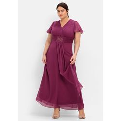 Abendkleid SHEEGO "Große Größen" Gr. 48, Normalgrößen, lila (beere), Damen, Obermaterial: 100% Polyester;Futter: 100% Polyester, unifarben, Kleider, mit Schmuckbrosche