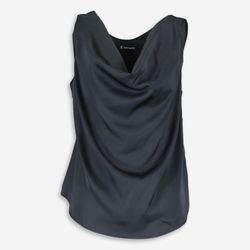 Schwarzes Top mit Wasserfallausschnitt aus Satin