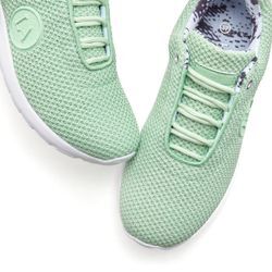 Sneaker LASCANA ACTIVE Gr. 35, grün (mintgrün) Damen Schuhe mit Wohlfühlinnensohle, Schnürhalbschuh, Freizeitschuh VEGAN