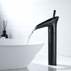 Ahlsen - Schwarzer Badezimmer-Wasserhahn, Wasserfall-Wasserhahn, schwarzer Waschtischmischer, Retro-Einhebel-Waschtisch-Wasserhahn,