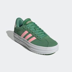 Sneaker ADIDAS SPORTSWEAR "VL COURT BOLD", Gr. 36, grün (preloved grün, pink spark, ivory), Leder, Synthetik, sportlich, Schuhe, Design auf den Spuren des adidas Gazelle Bold