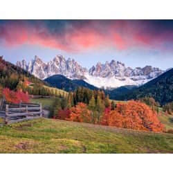 Fototapete PAPERMOON "ALPEN-DOLOMITEN DORF und Landschaft", bunt, B:5,00m L:2,80m, Vlies, Tapeten