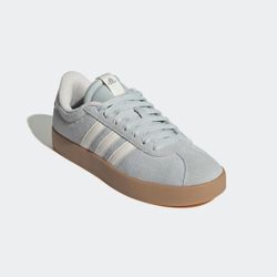 Sneaker ADIDAS SPORTSWEAR "VL COURT 3.0", Gr. 37, wonder silber, sanftes weiß, gum 3, Leder, Synthetik, sportlich, Schuhe, inspiriert vom Design des adidas samba