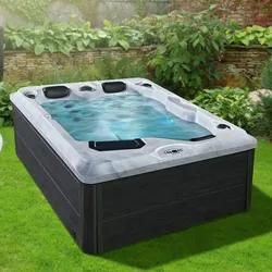 Outdoor Whirlpool Oasis