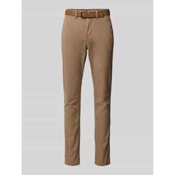 Slim Fit Chino mit Gürtel