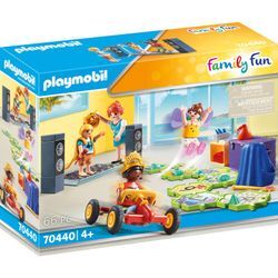 PLAYMOBIL Konstruktionsspielzeug Family Fun Kids Club